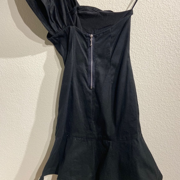 One Shoulder Ruffle Mini Dress - Picture 4 of 6